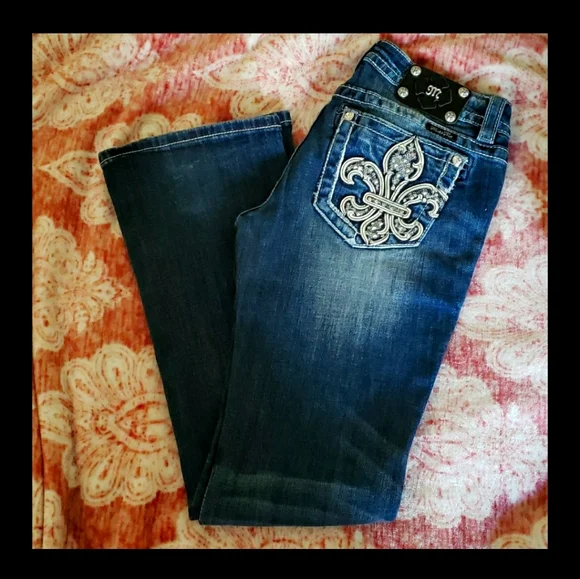 Miss Me Jeans - Picture 2 of 4